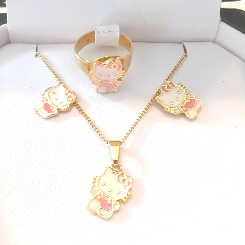 Cracco Hello Kitty 4 piece jewelry set.